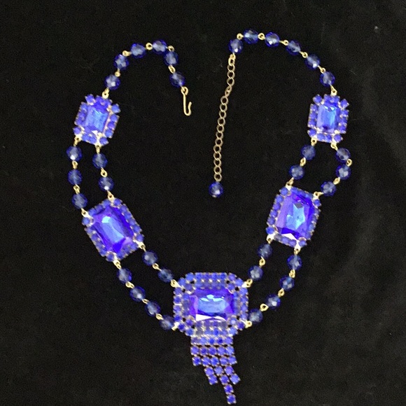 Lilien Czech Necklace - Picture 2 of 8